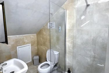 2 bed flat, Whitefield Terrace, Greenbank, Plymouth, PL48NH - Image 5